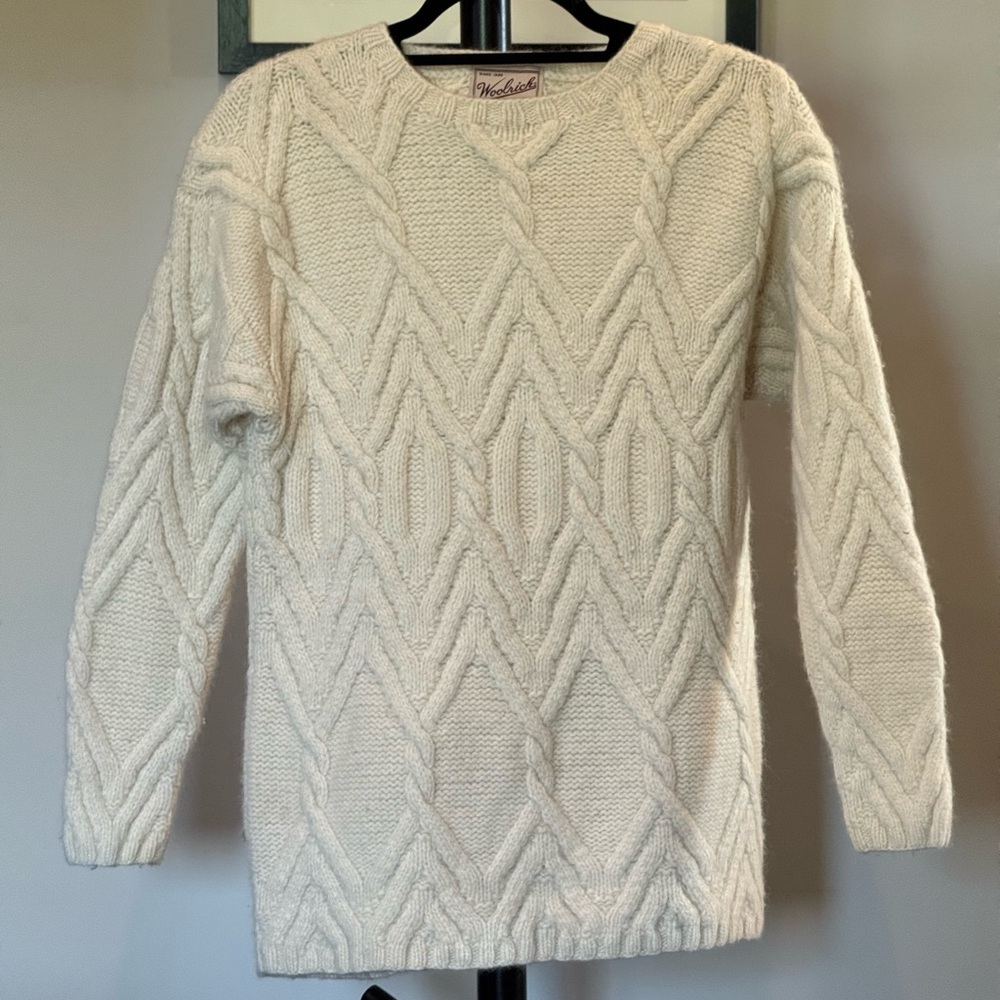 Woolrich Women's Cream Cable Knit Sweater